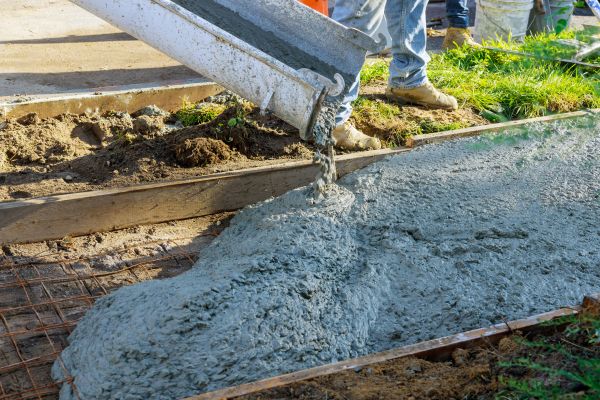 Cost of Pathway Pouring in Orem