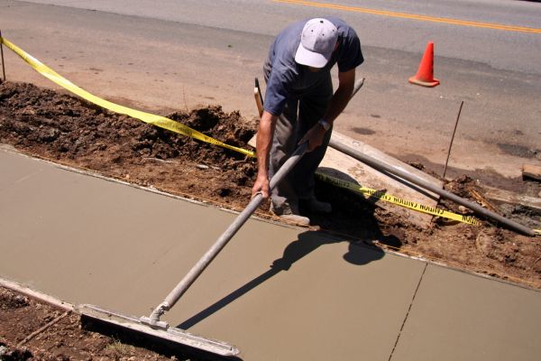 Cost of Sidewalk Pouring in Orem